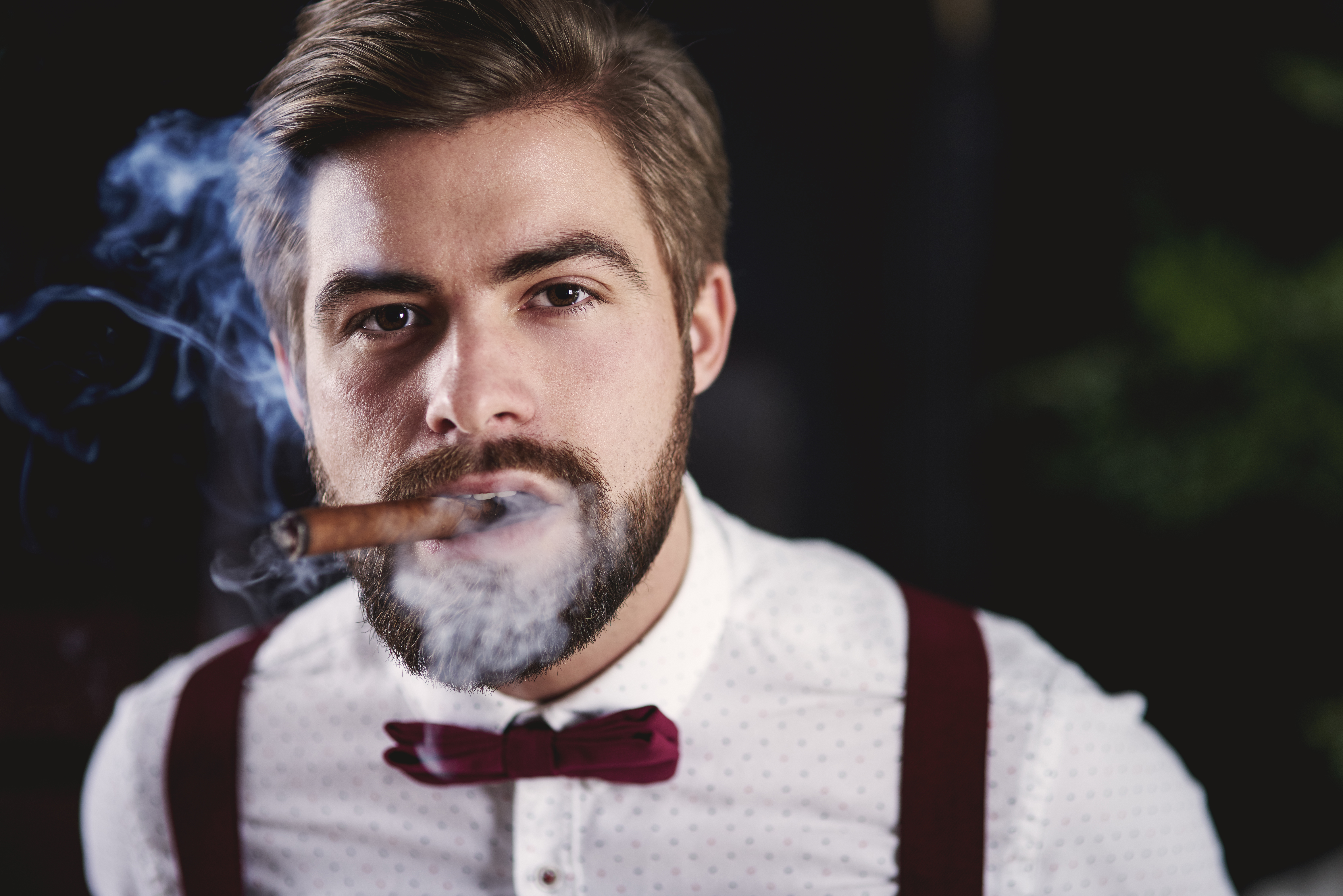 smoke cigaree